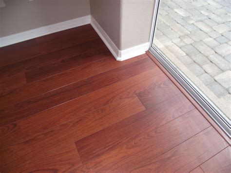 hardwood floor spacign from sliding door